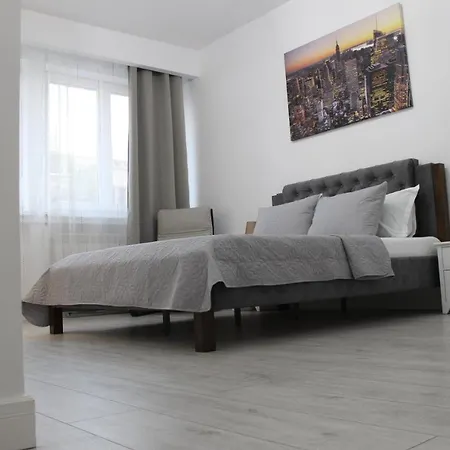 Luxury Center - Railways Station Апартаменты Бухарест
