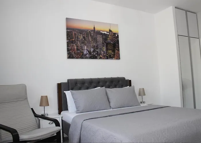 Luxury Center - Railways Station Apartament