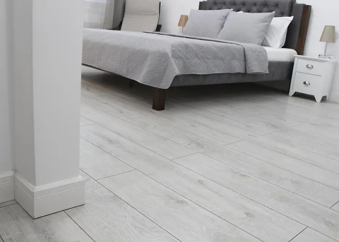 Luxury Center - Railways Station アパート *